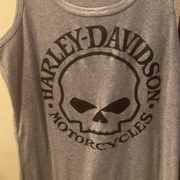 Women’s tank. Like new. Ribbed for your convenience lol - Picture 3 of 5